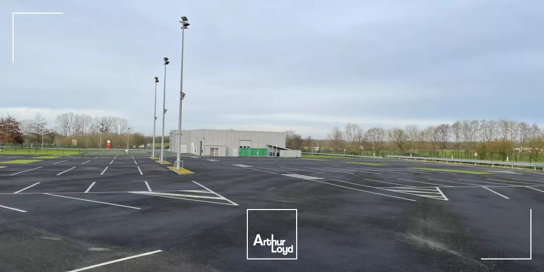 Batiment indépendant + terrain visibilité