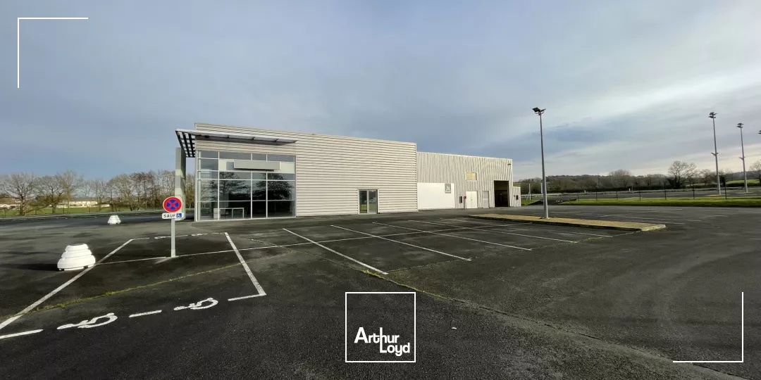 Batiment indépendant + terrain visibilité