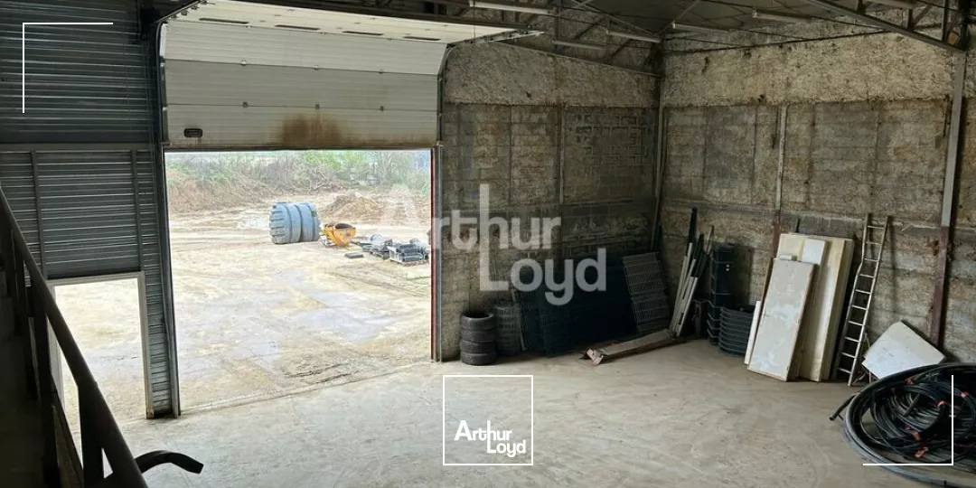 BLOIS - LOCATION LOCAL D'ACTIVITÉ DE 851 M² - ZONE INDUSTRIELLE NORD