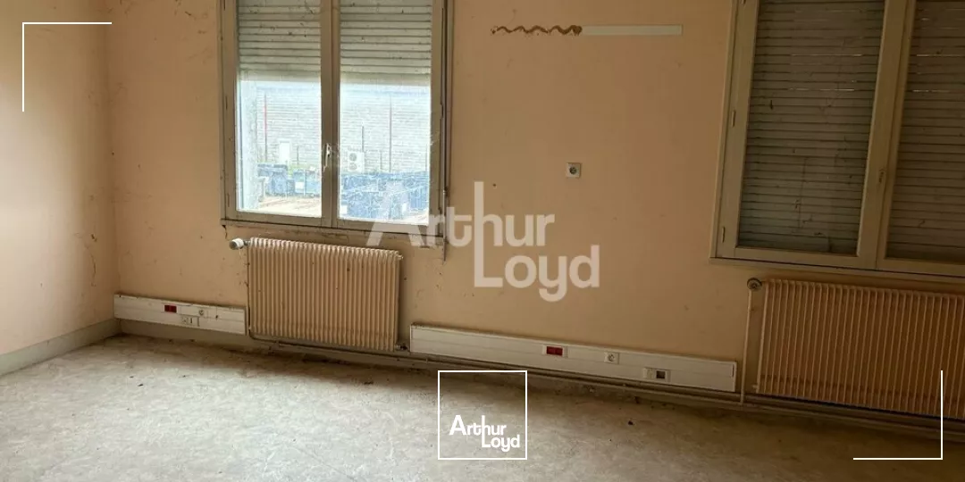 BLOIS - LOCATION LOCAL D'ACTIVITÉ DE 851 M² - ZONE INDUSTRIELLE NORD