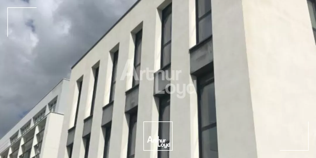 RENNES - BUREAUX A LOUER - 324 M²