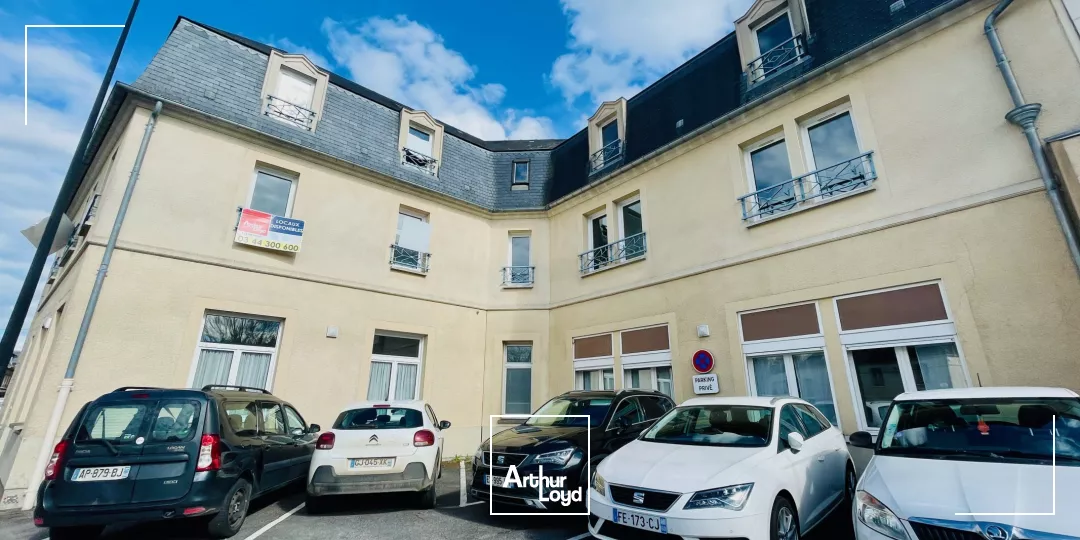 A LOUER - BUREAUX - 35 M2 - COMPIEGNE CENTRE-VILLE