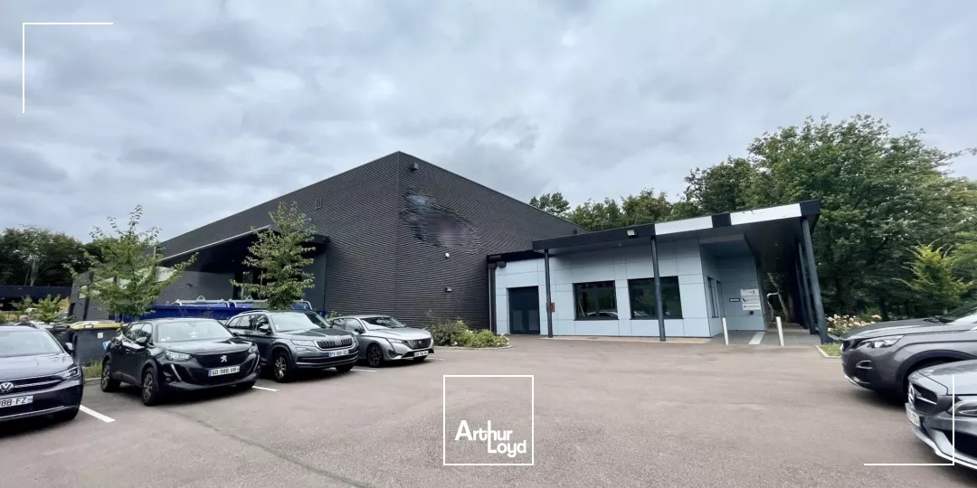 Locaux d'activité à vendre à SAINT ETIENNE DU ROUVRAY 76800