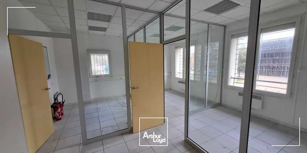 ENSEMBLE DE BUREAUX DE 30M² SECTEUR BOUCHAYER VIALLET GRENOBLE