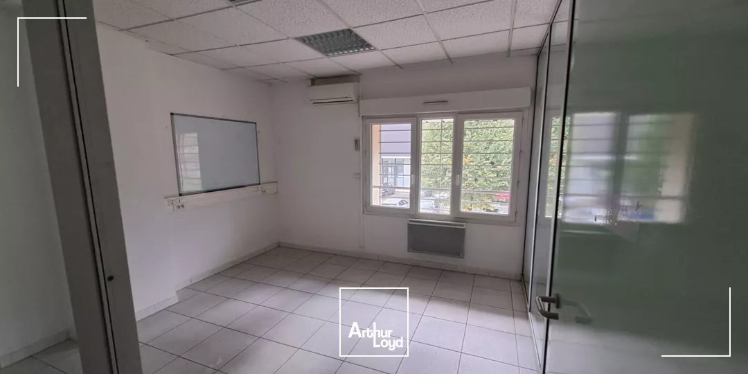 ENSEMBLE DE BUREAUX DE 30M² SECTEUR BOUCHAYER VIALLET GRENOBLE