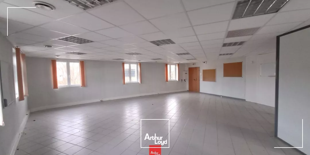 A LOUER BUREAUX 102M² 1ER ETAGE CENTR'ALPES MOIRANS
