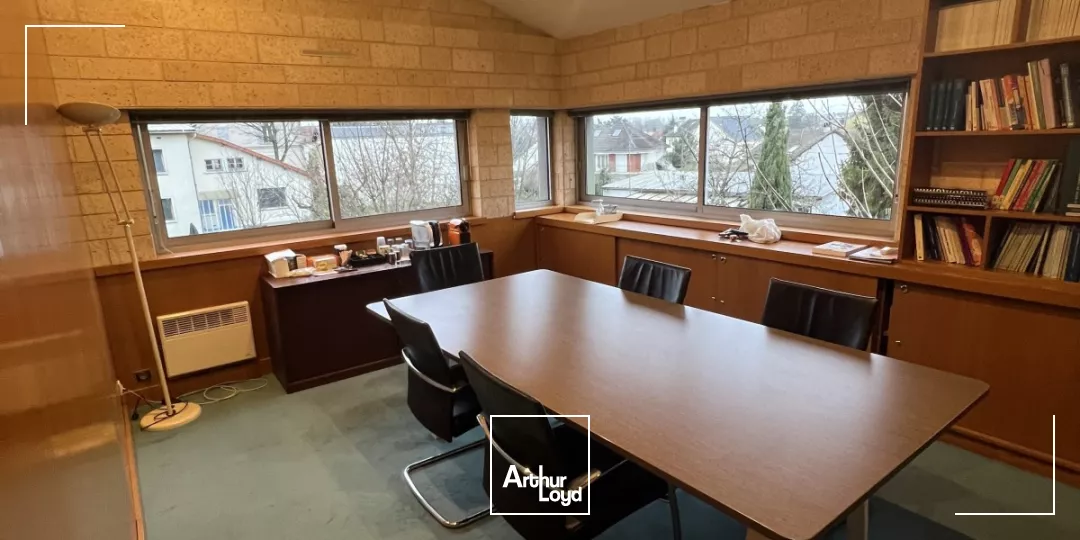 Bureaux à vendre à LONGJUMEAU 91160