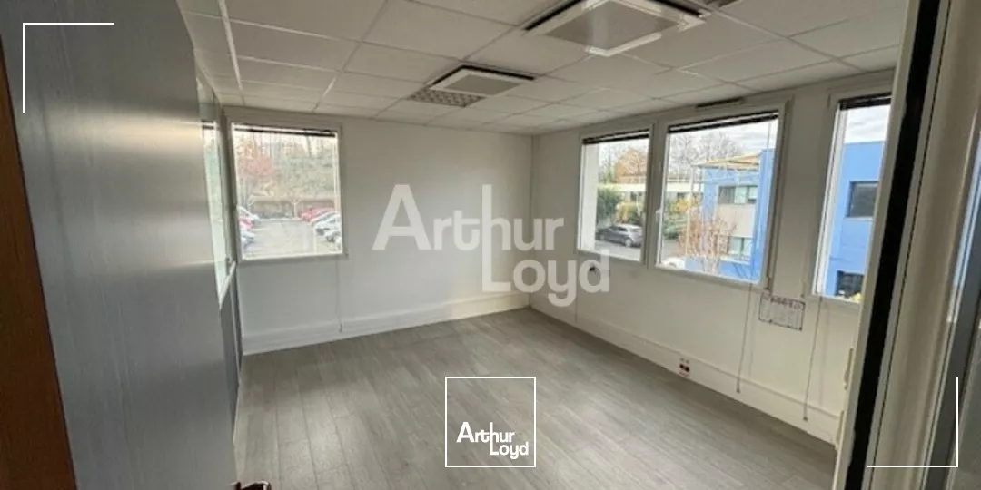 CESSON SEVIGNE - BUREAUX A LOUER - 313 M²