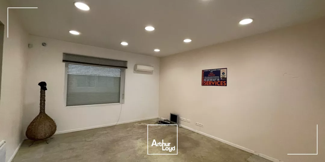 LOCAUX D'ACTIVITÉ - A VENDRE- 1000 M2 - SAINT-QUENTIN :