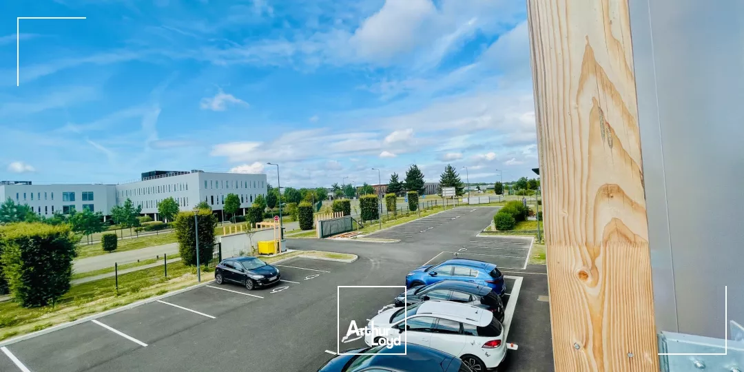 A LOUER BUREAUX VENETTE BOIS DE PLAISANCE