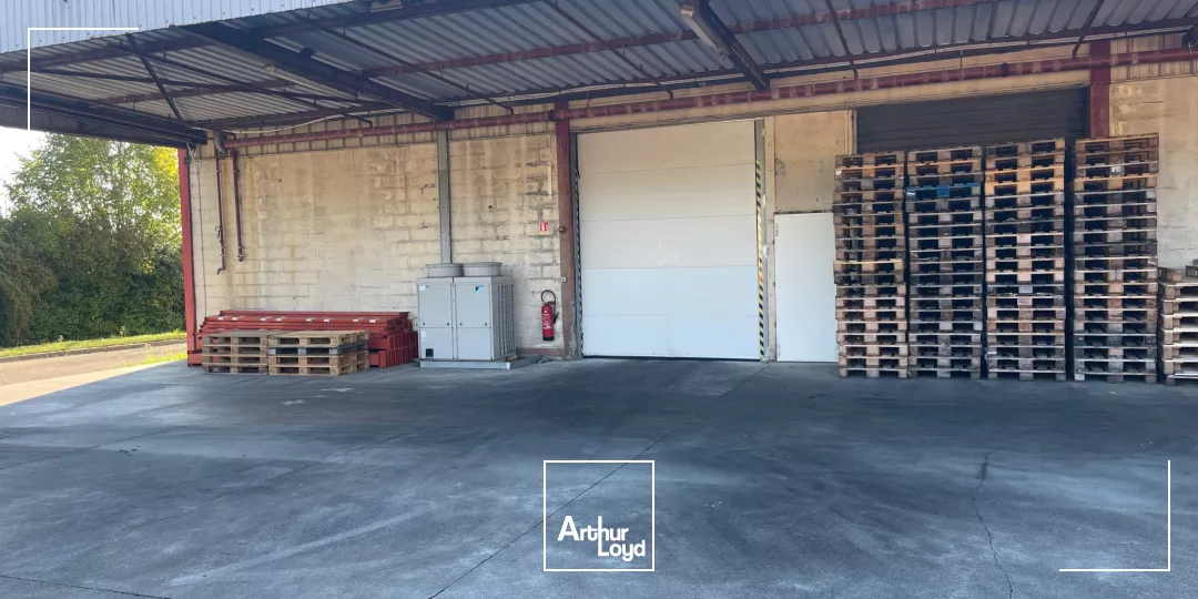 Entrepôts à vendre à VAL DE REUIL 27100