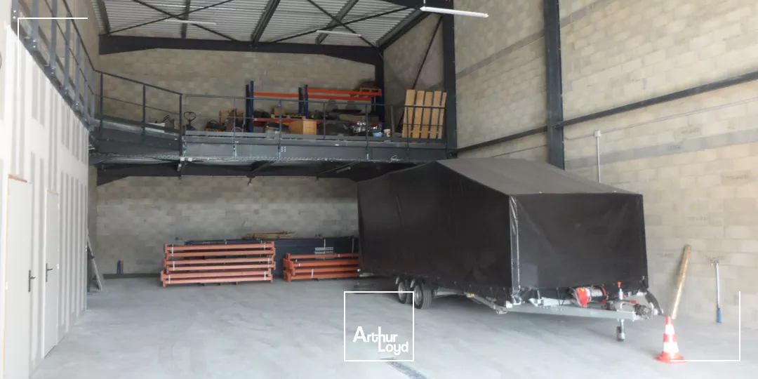 LOCAL D'ACTIVITES - 450 m2 - PERPIGNAN NORD 