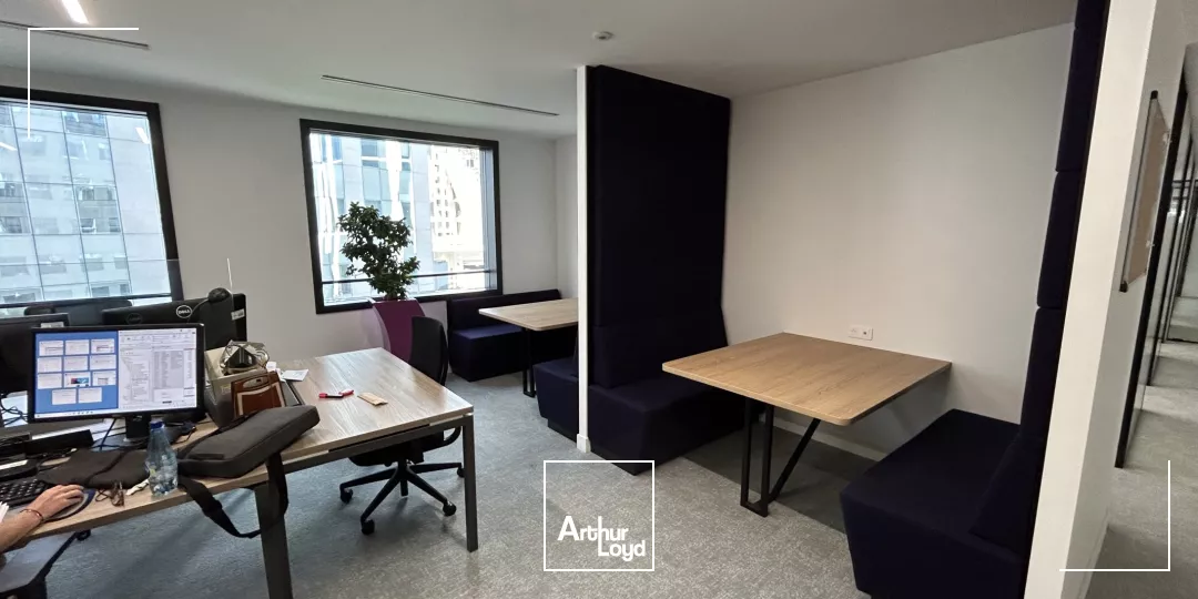 Bureaux à louer Plug & Play avec jardin