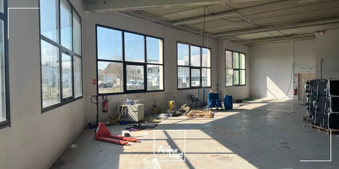 Locaux d'activité à louer à VILLEJUST 91140