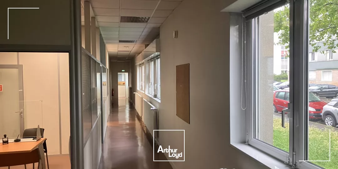 Bureaux à vendre à GARGES LES GONESSE 95140