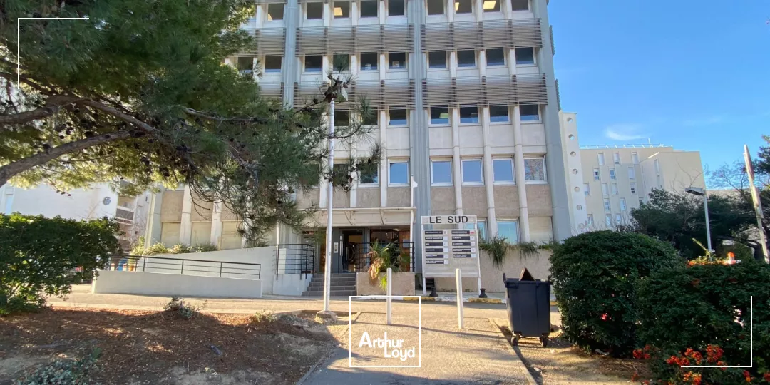 Bureaux PMR lumineux à louer - Bonneveine - 13008 Marseille