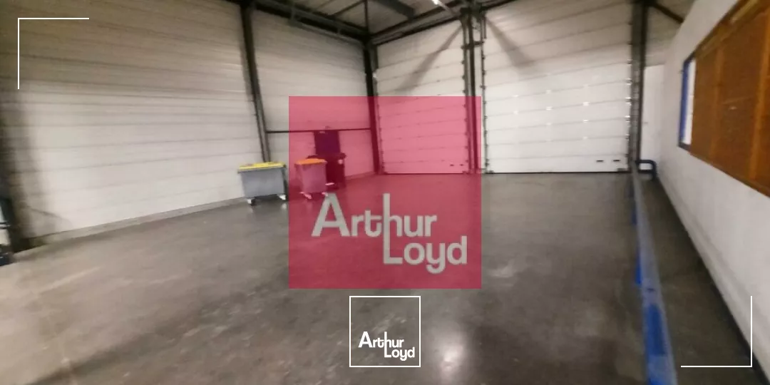 CLERMONT-FERRAND ZONE DES GRAVANCHES A LOUER LOCAL ACTIVITE 1950 M² - DEUX QUAIS