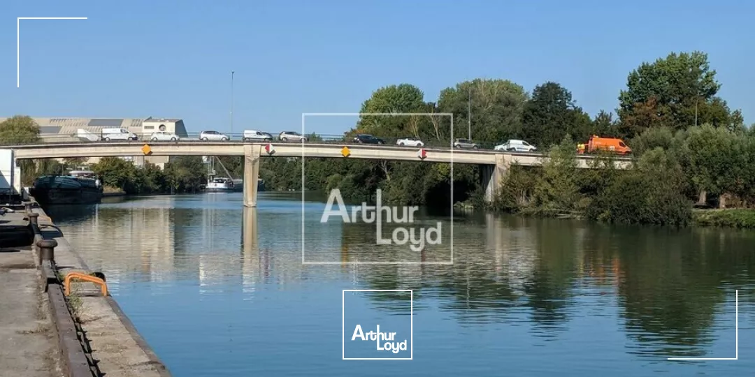 TERRAIN CONSTRUCTIBLE - RARE SUR SECTEUR