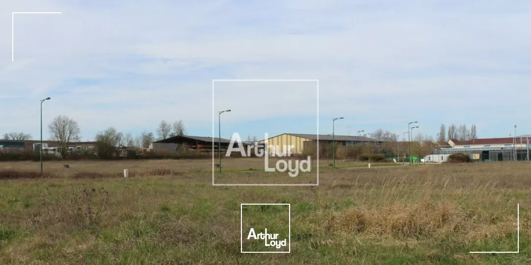 TERRAIN CONSTRUCTIBLE - RARE SUR SECTEUR