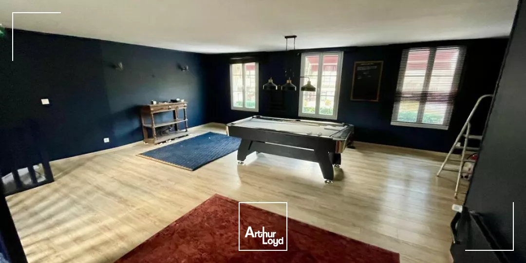 LOCAL COMMERCIAL vente à DEAUVILLE 14800