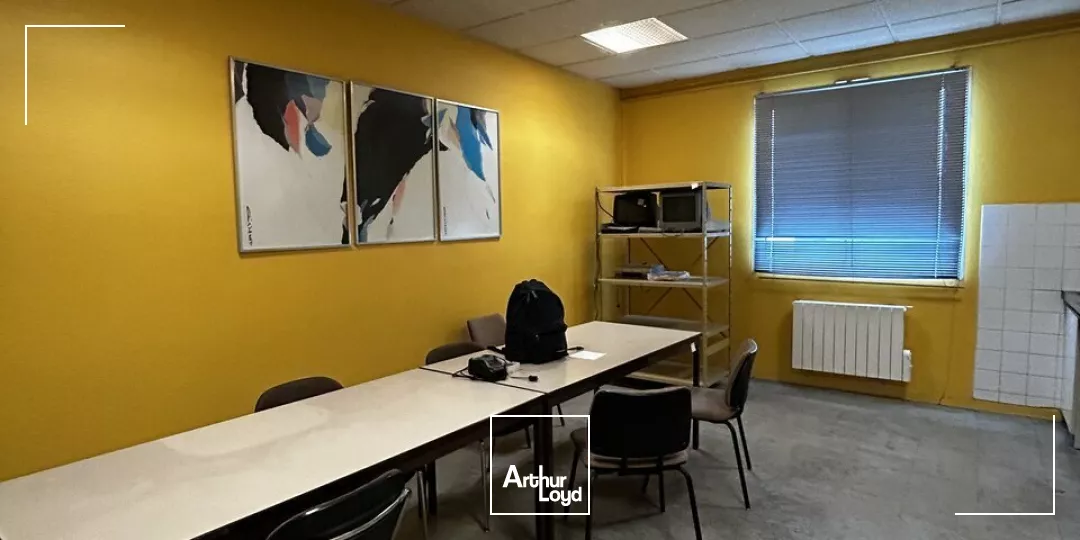 LOCAL D'ACTIVITE - ENTREPOT location à TULLE 19000