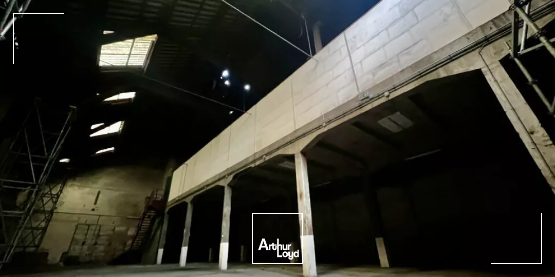 LE HAVRE CENTRE - A VENDRE ENTREPÔT 700 M2