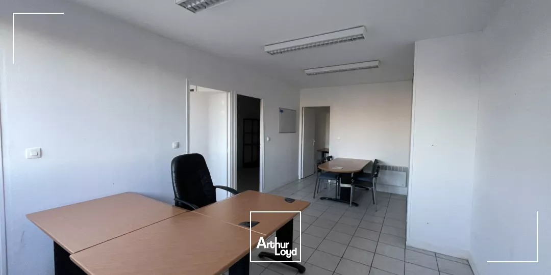 Bureaux à louer à LE VIEIL EVREUX 27930