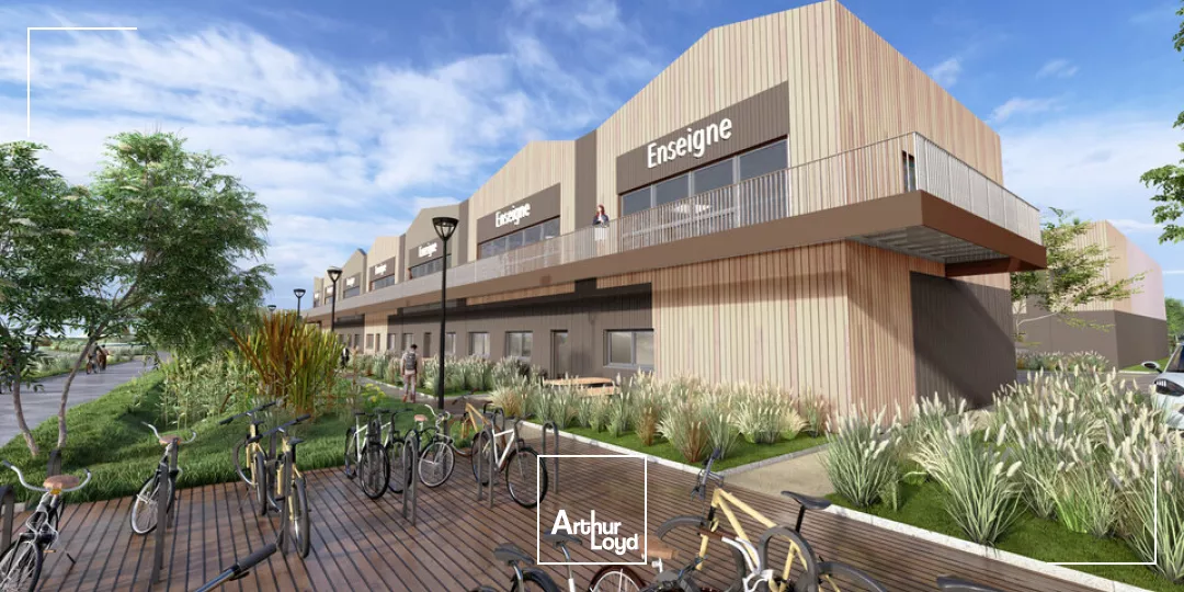 LOCAL D'ACTIVITE - ENTREPOT à VENDRE de 10994 m²