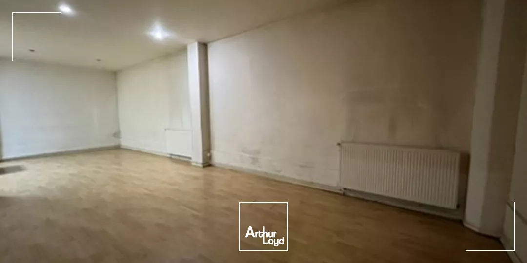 À LOUER - LOCAL PROFESSIONNEL DE 270 M2 DIVISIBLE - CENTRE-VILLE DE SAINT-QUENTIN