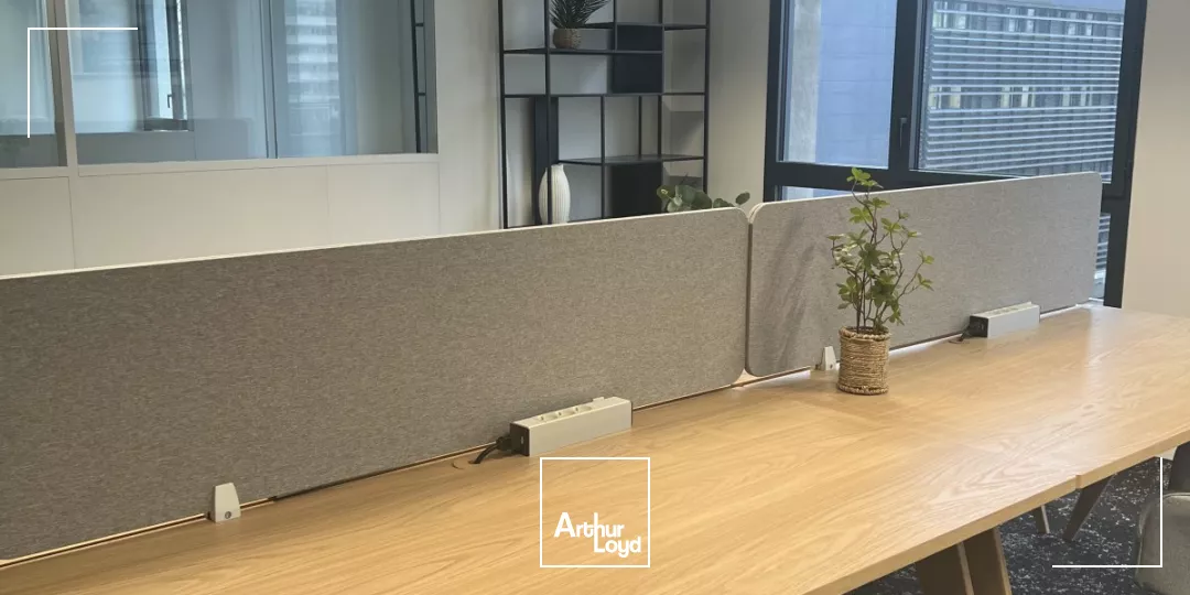 Bureaux à vendre à MONTIGNY LE BRETONNEUX 78180