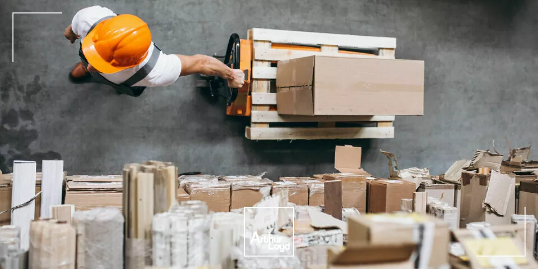 Montceau les Mines- Ensemble immobilier de 2346 m² sur terrain de 11 122 m²