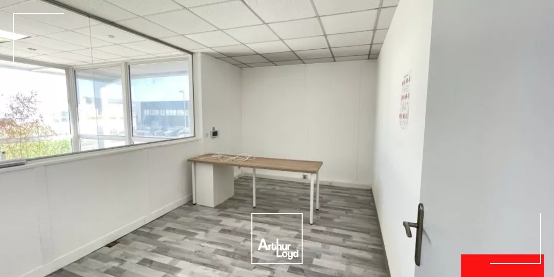 BUREAUX A LOUER 121 M2 - FREJORGUES OUEST MAUGUIO