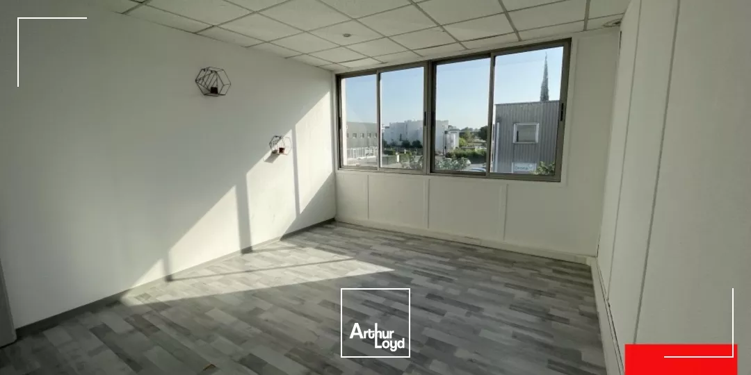 BUREAUX A LOUER 121 M2 - FREJORGUES OUEST MAUGUIO