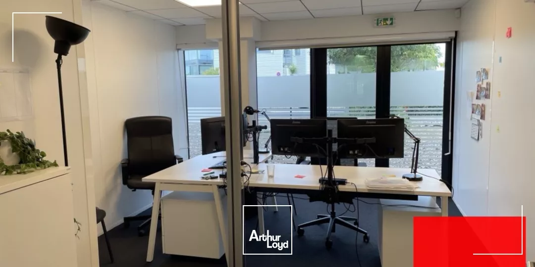 BUREAUX A LOUER 231 M2 - PEROLS PARC DE L'AEROPORT