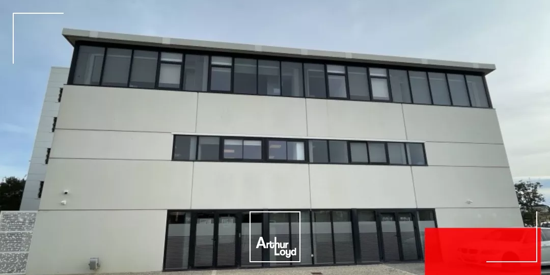 BUREAUX A LOUER 231 M2 - PEROLS PARC DE L'AEROPORT