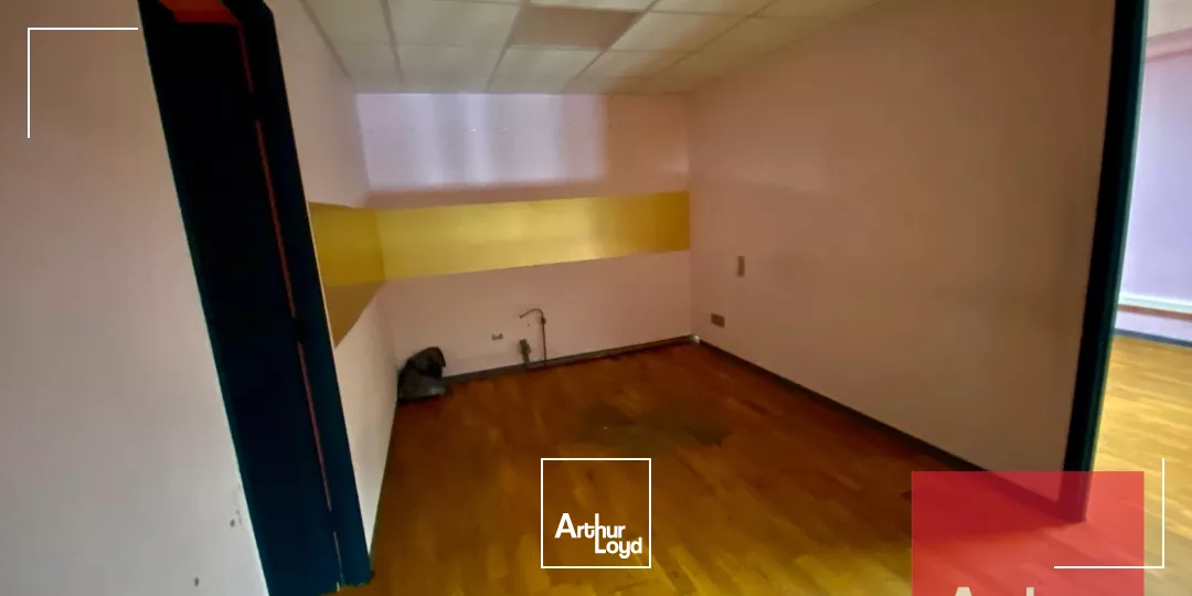 Locaux d'activité à Sète - Proche autoroute