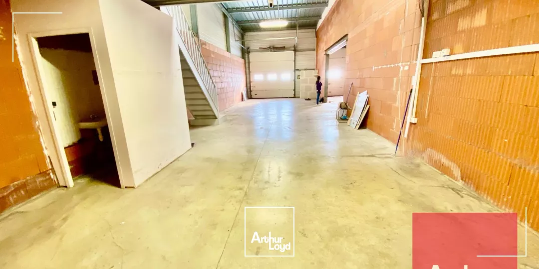 Locaux d'activité à Sète - Proche autoroute