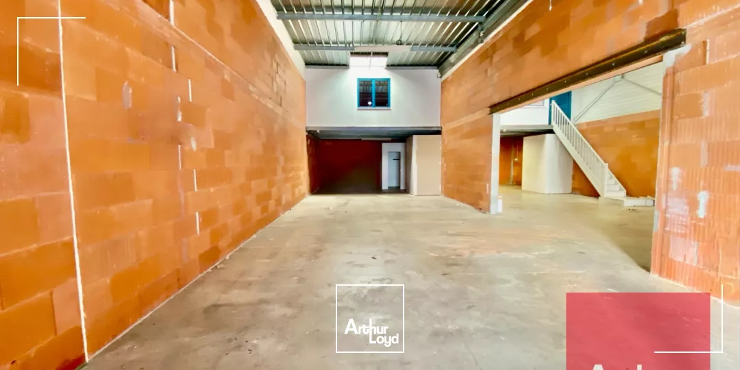 Locaux d'activité à Sète - Proche autoroute