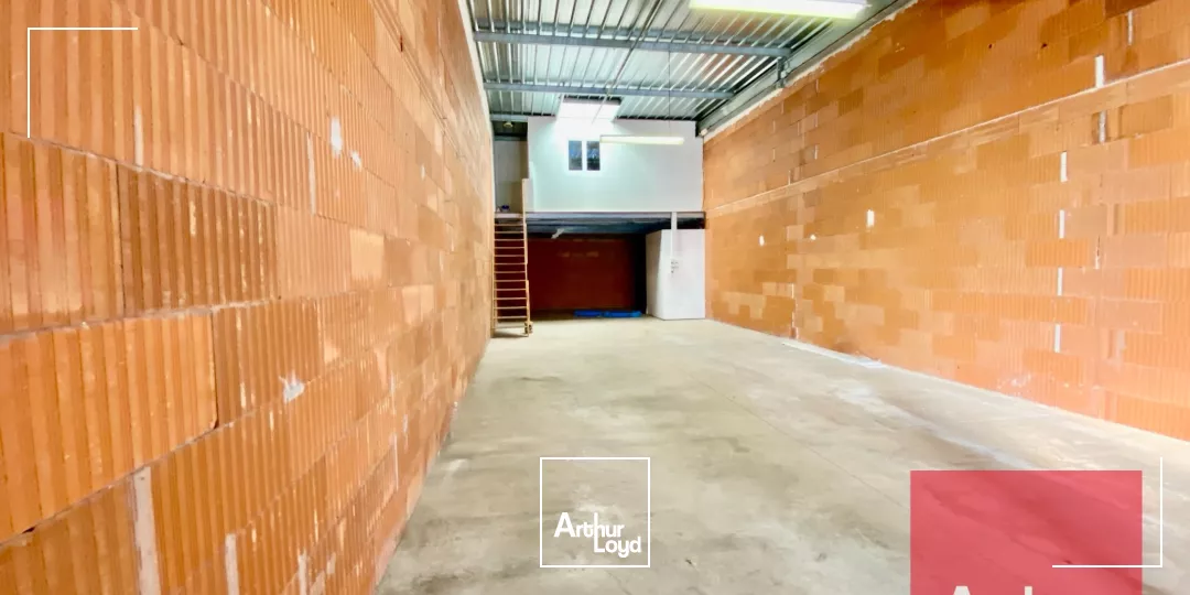 Locaux d'activité à Sète - Proche autoroute