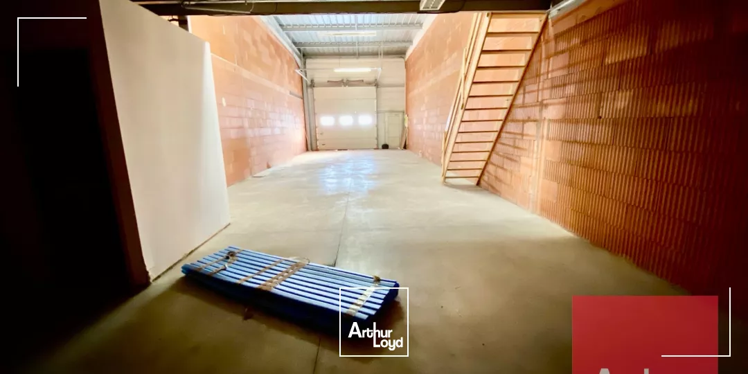 Locaux d'activité à Sète - Proche autoroute