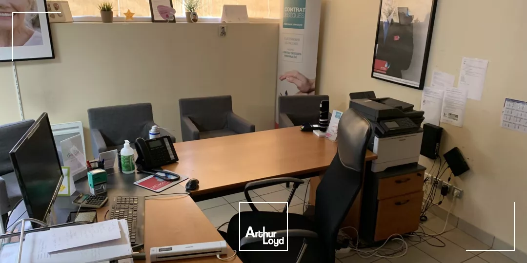 LOCAL + STOCKAGE À VENDRE MONTARGIS