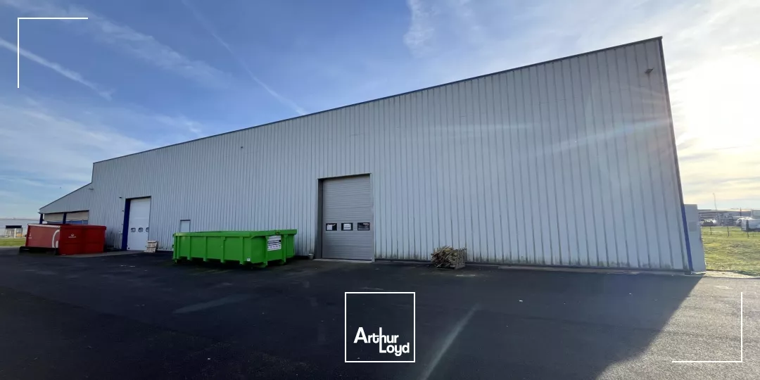 Bâtiment d'activités à louer sur Villemandeur - 405 m2 - Stockage