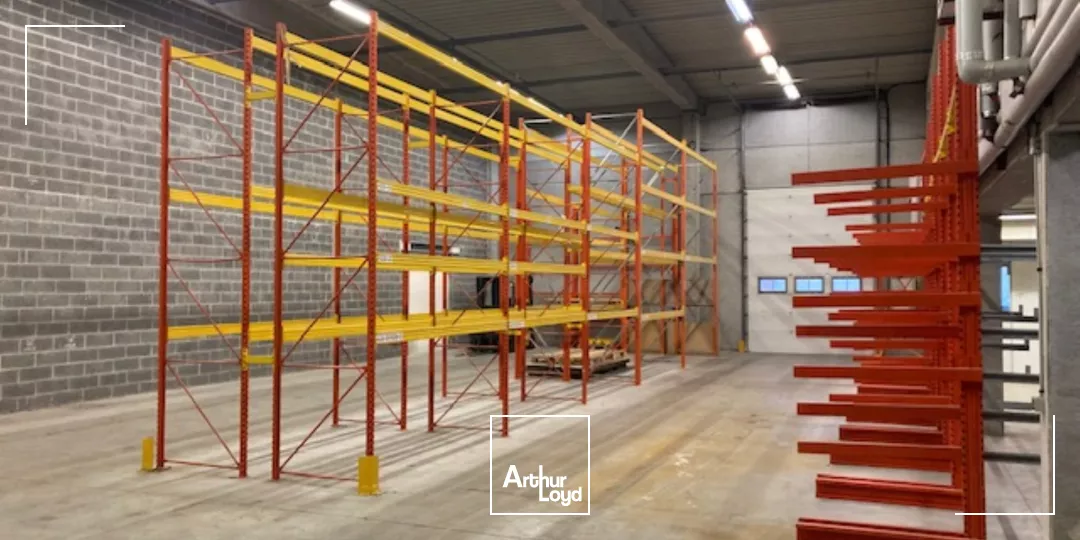 Entrepôts à louer sur la zone de Ravennes-les-Francs