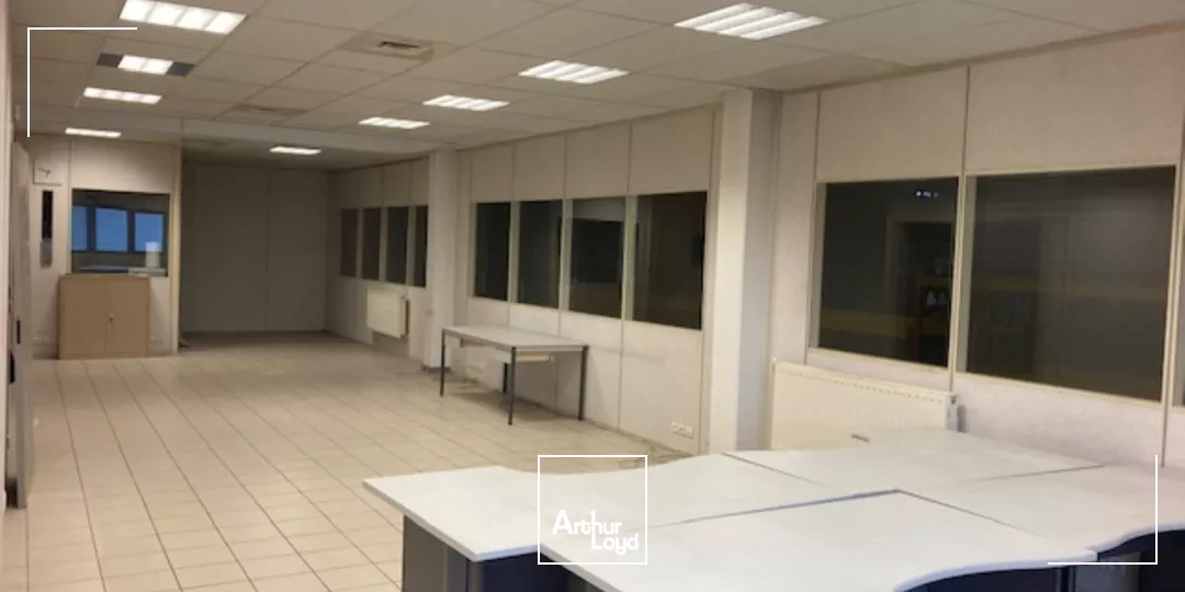 Entrepôts à louer sur la zone de Ravennes-les-Francs