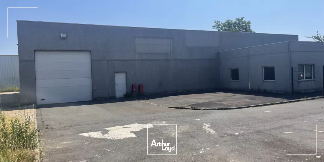Entrepot état neuf à louer 