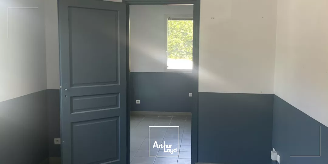 Entrepot état neuf à louer 