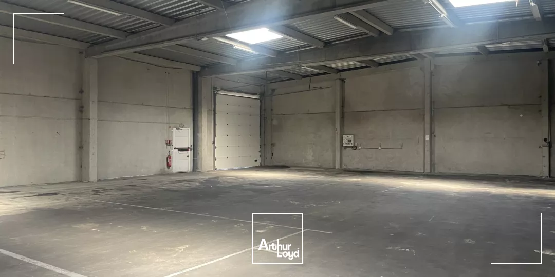 Entrepot état neuf à louer 