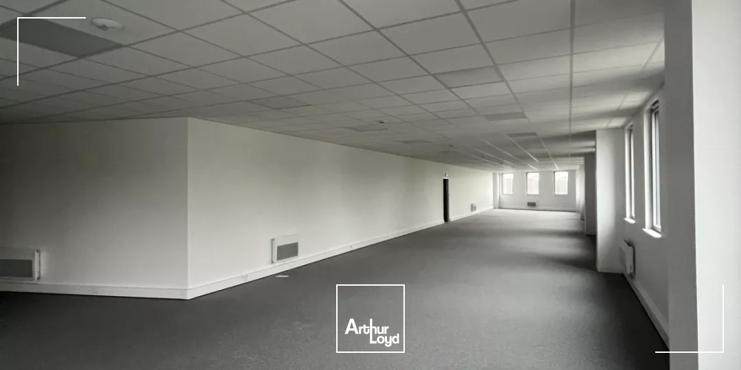 Entrepôts au sein d'un parc d'activité neuf , ZI de Seclin