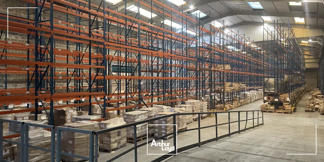 Entrepôts à louer - Arras