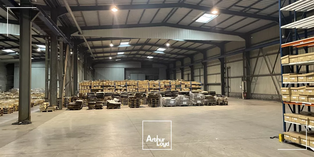 Entrepôts à louer - Arras